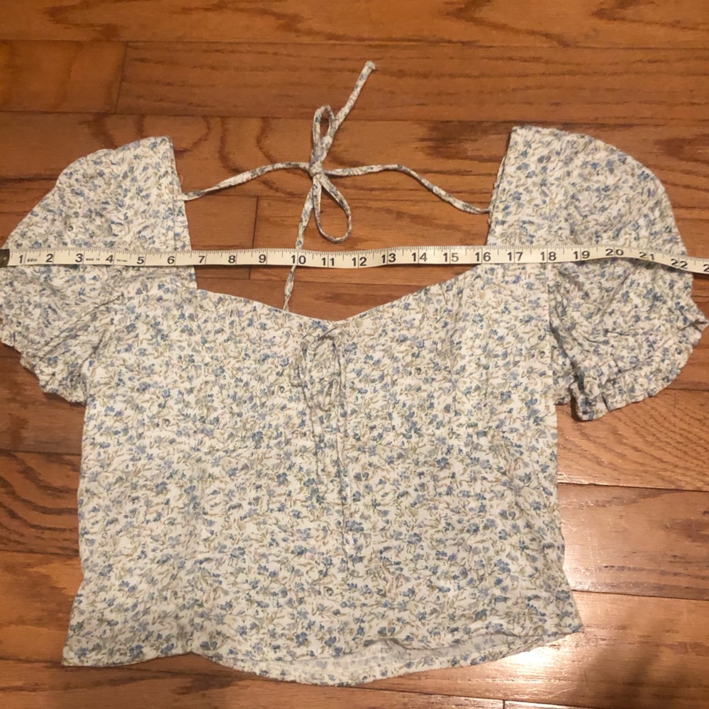 American Eagle floral blue blouse Size Medium coquette brandy melville inspired - Picture 5 of 7